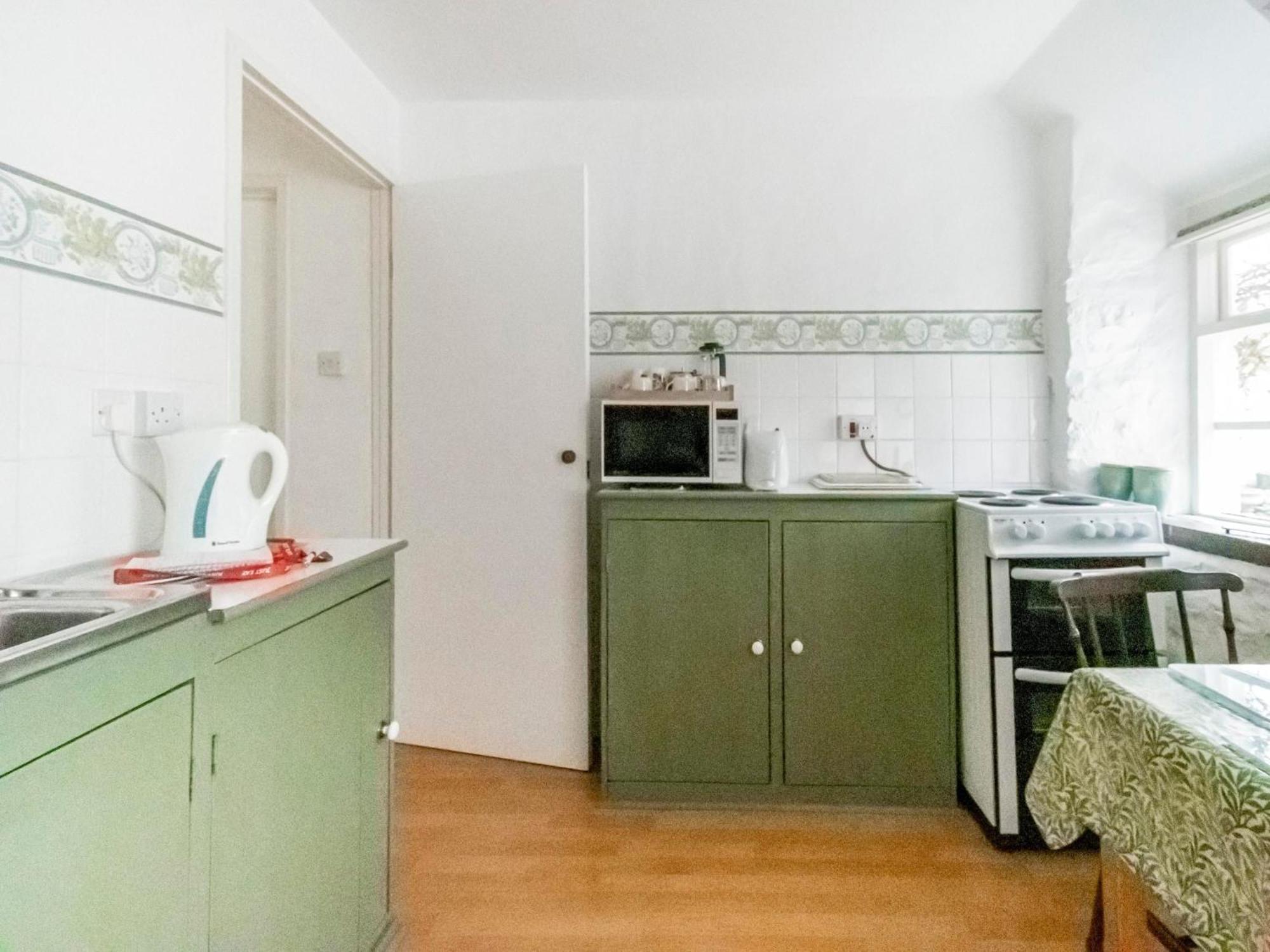 Secluded Holiday Home In Ceredigion With Garden Pennant  Extérieur photo